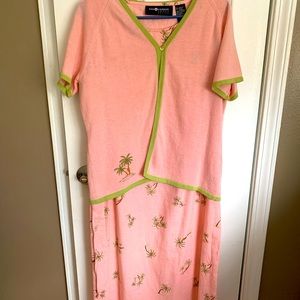 Nice Sag Harbor dress with matching short sleeve sweater. Size 14P